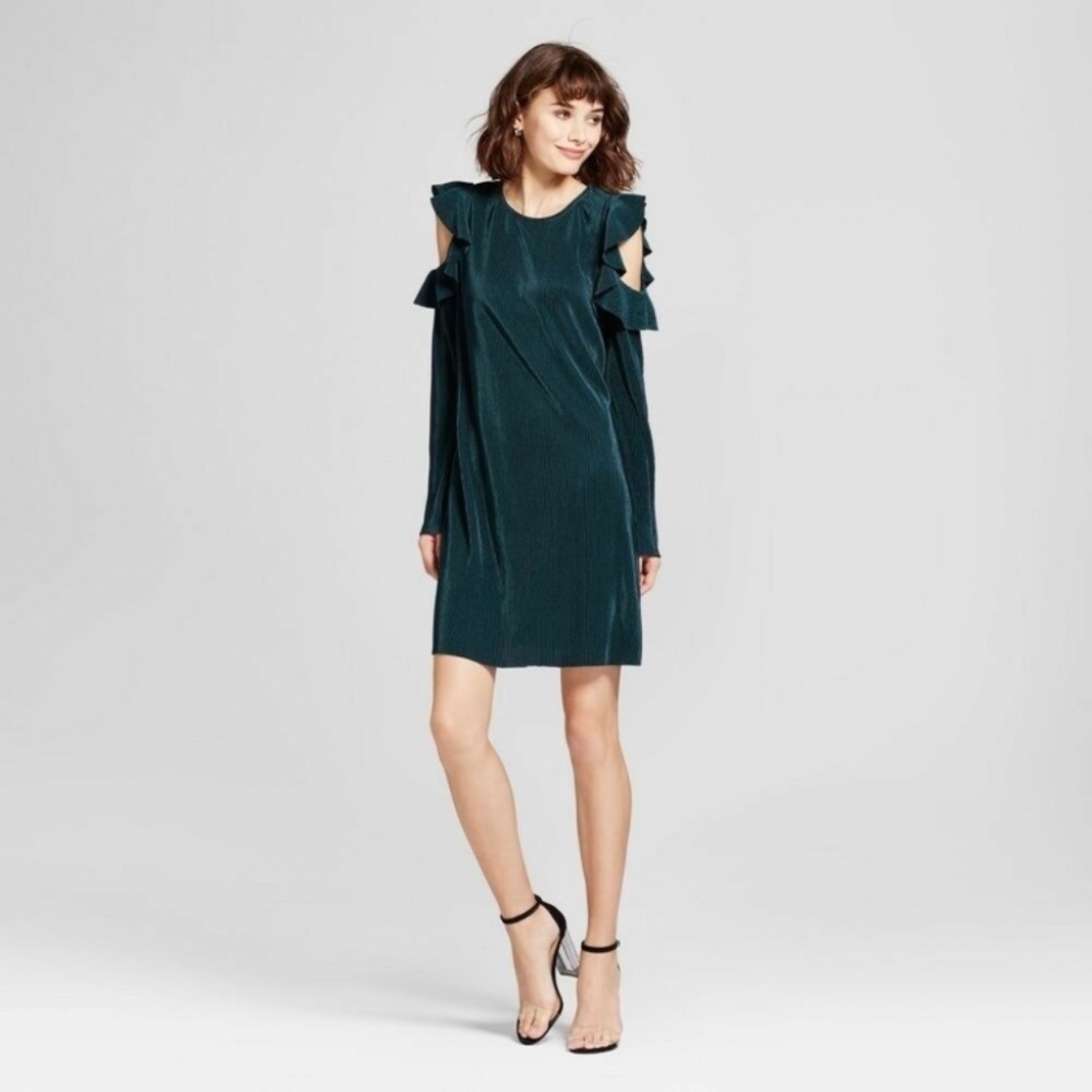 Mossimo Jade Green cold shoulder long sleeve shift dress small